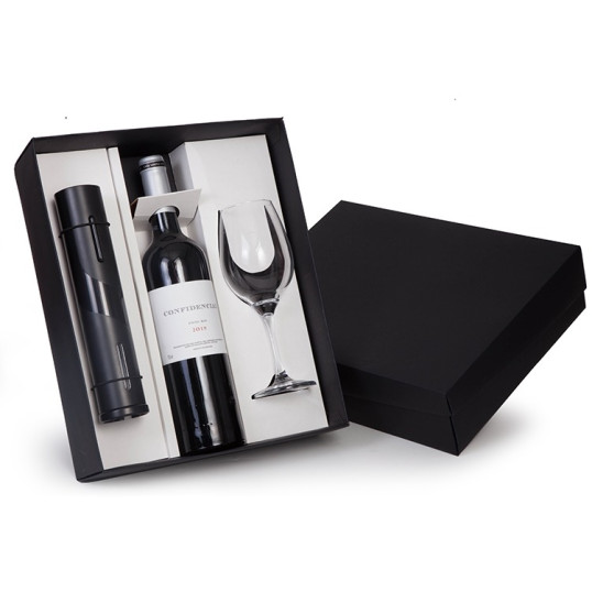 Kit Vinho com Taça e Acessório Personalizadas 