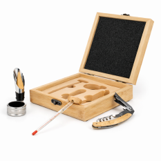 Kit Vinho 4 Peças Personalizado 