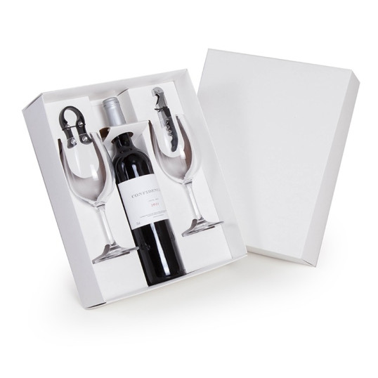 Kit Vinho com Taças e Acessórios Personalizadas 