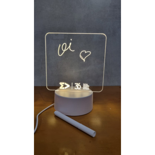 Luminária tipo Lousa, Acrilico + Caneta Personalizado de Giz Líquido Personalizado